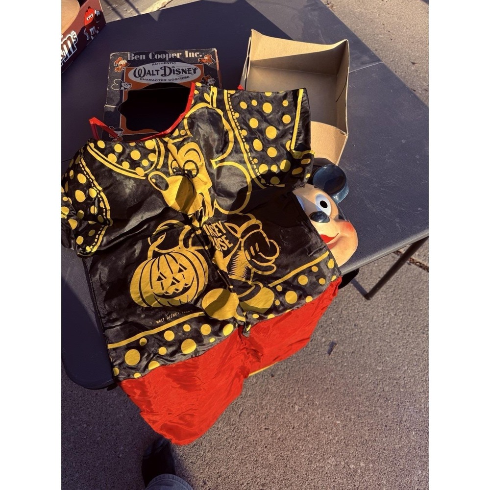 Vintage Ben Cooper Mickey Mouse Costume w Mask Box Disney Halloween 60s - Picture 3 of 10